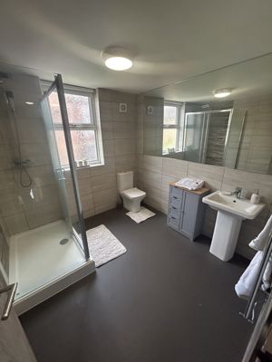 Photo 16- click for photo gallery